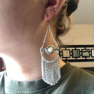 Faux / fake pearl dangly earrings w/ a silver hue